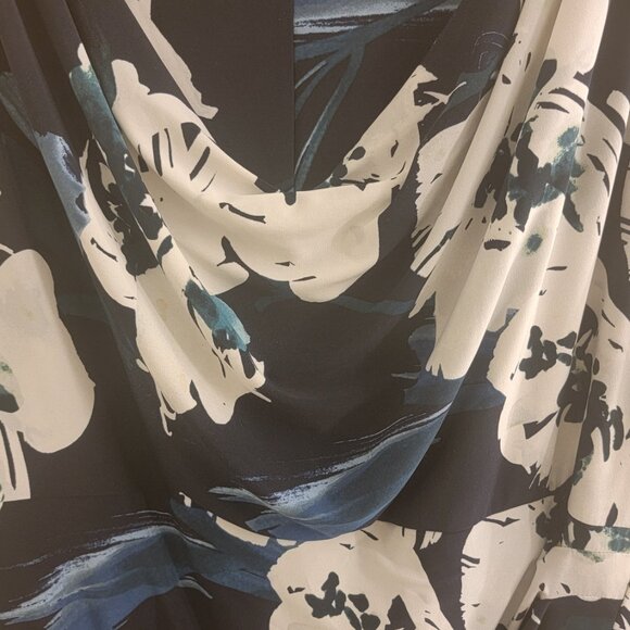 Ralph Lauren Floral Dress (plus) - Picture 6 of 7